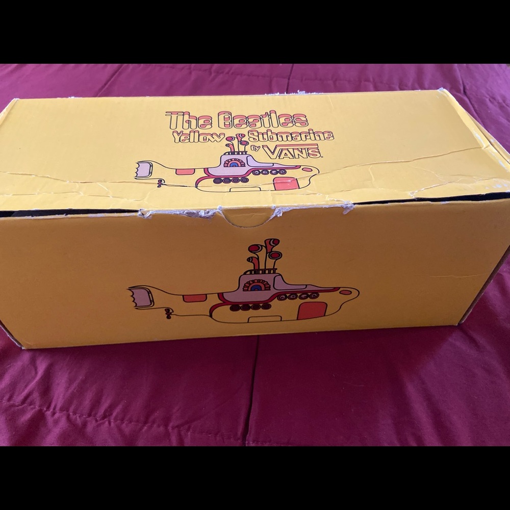 RARE Yellow Submarine LE Vans - Picture 11 of 15